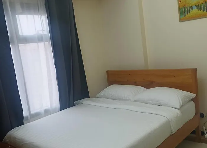 The Radiance Bay 2 * Manilla