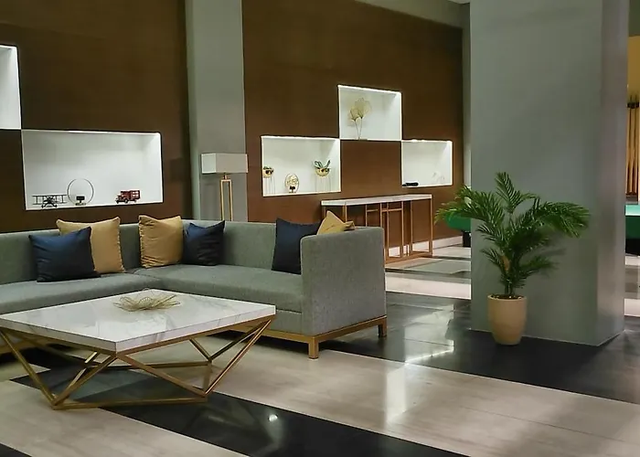 The Radiance Bay 2 * Manilla